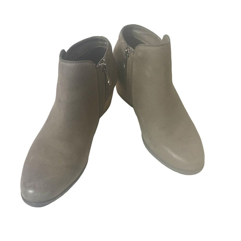 Blondo Waterproof Womens 8.5M Low Heel Ankle Booties Comfort Casual Brown Nubuck